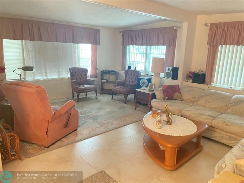1888 SW 85th Ave, Davie, Florida image 5