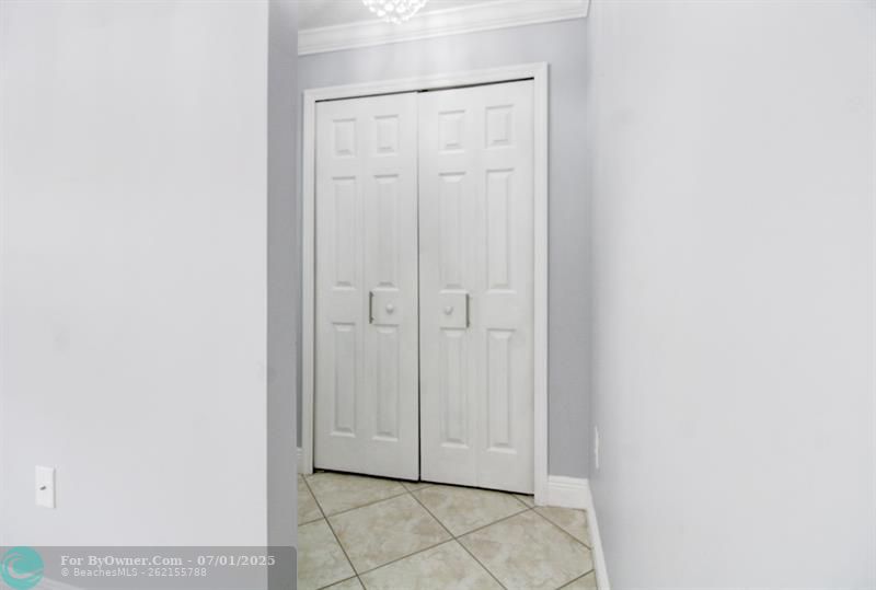 8544 NW 140th Ter #1002, Miami Lakes, Florida image 14
