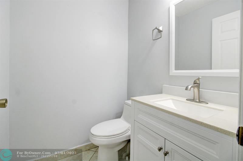 8544 NW 140th Ter #1002, Miami Lakes, Florida image 22