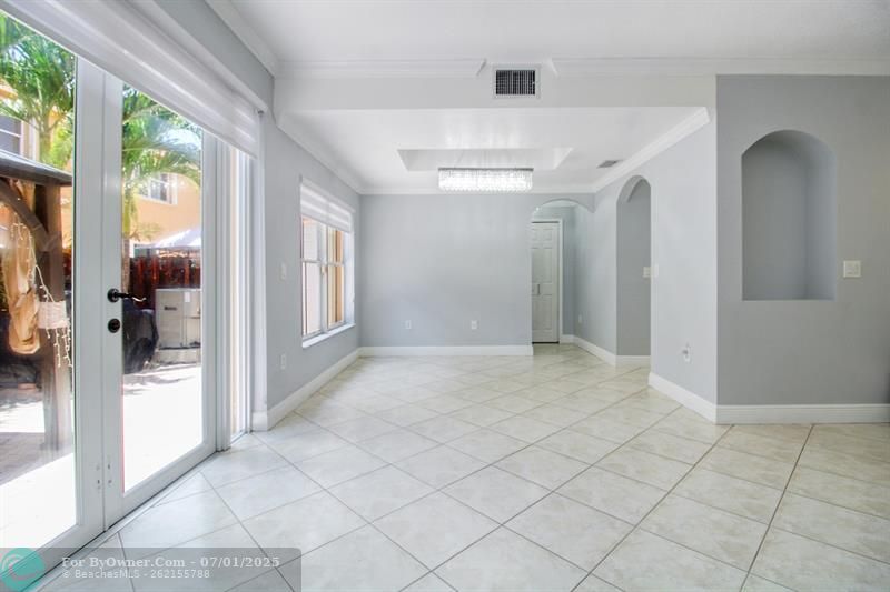 8544 NW 140th Ter #1002, Miami Lakes, Florida image 8