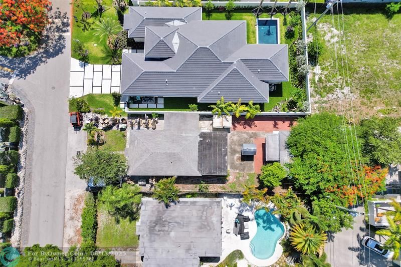 325 NE 21st St, Wilton Manors, Florida image 6