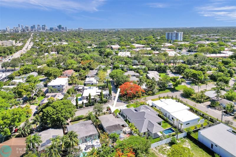 325 NE 21st St, Wilton Manors, Florida image 8