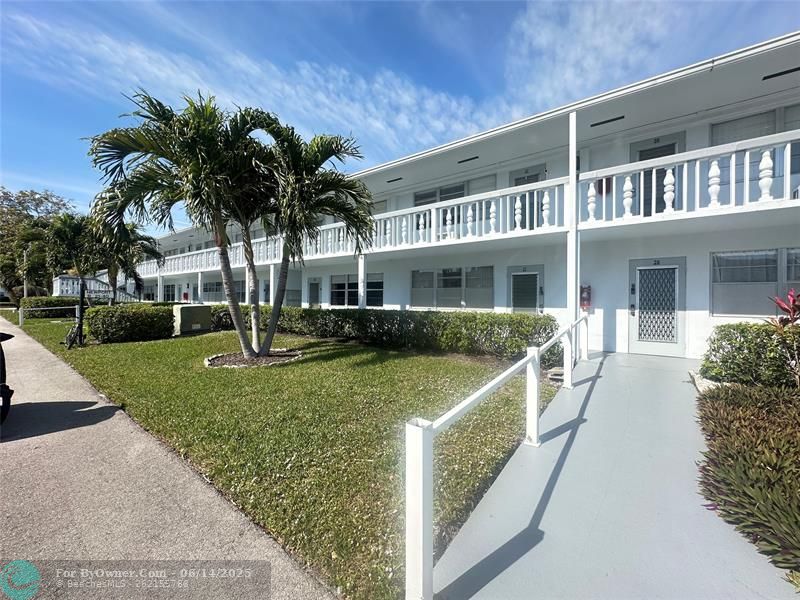 27 Newport B #27, Deerfield Beach, Florida image 25