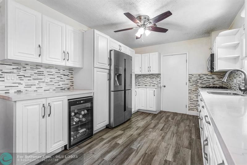 6631 SW 4th St, Pembroke Pines, Florida image 7