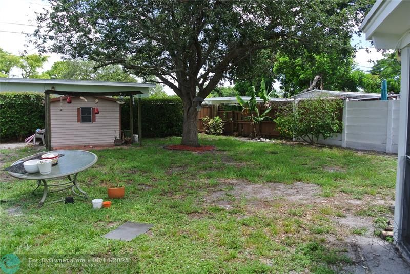 5859 Hayes St, Hollywood, Florida image 22