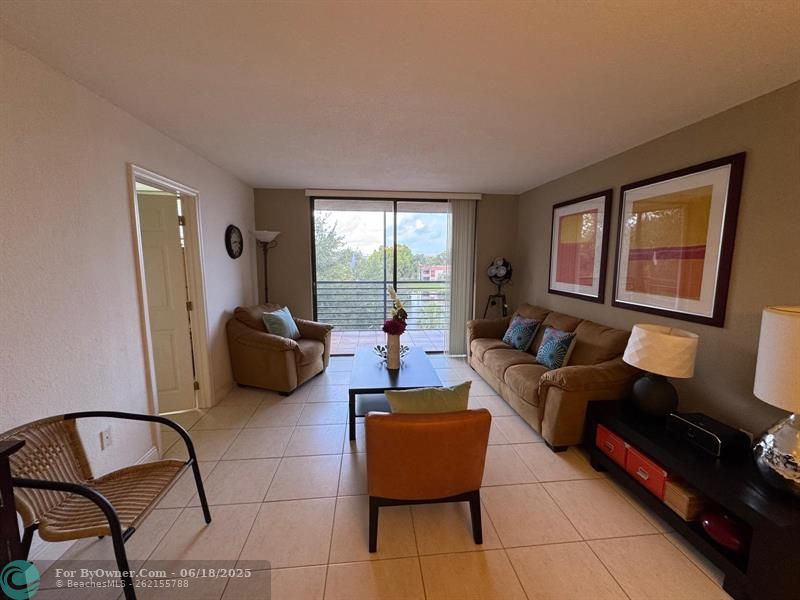 900 Colony Point Cir #407, Pembroke Pines, Florida image 10