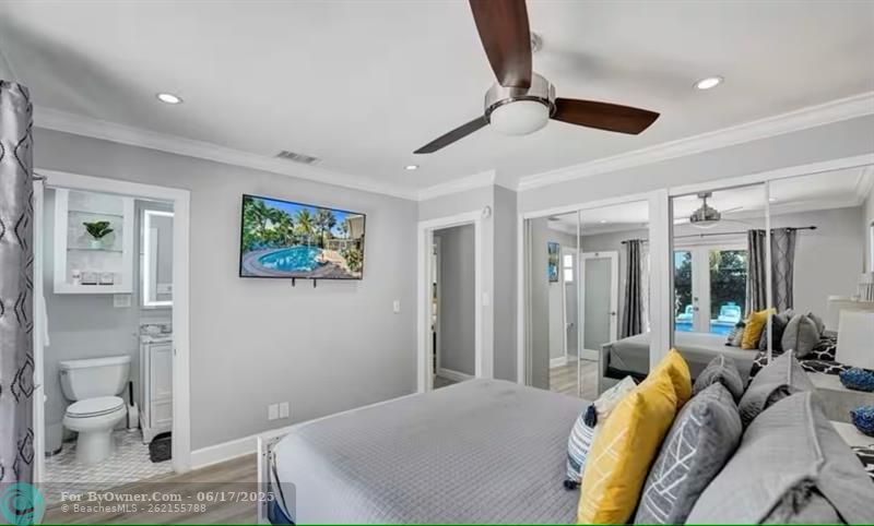 616 NW 21st St, Wilton Manors, Florida image 20