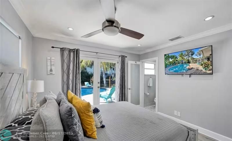 616 NW 21st St, Wilton Manors, Florida image 23