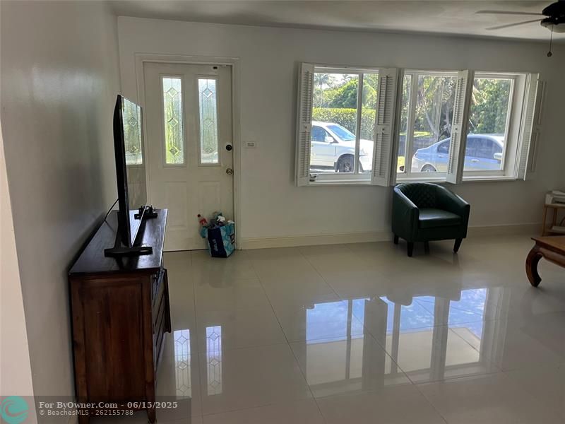 2731 SW 20th St, Fort Lauderdale, Florida image 5