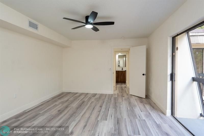 1424 14th Ter #1424, Palm Beach Gardens, Florida image 13