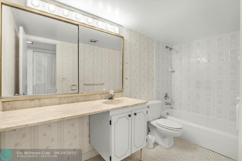 14211 N Kendall Dr #308E, Miami, Florida image 16