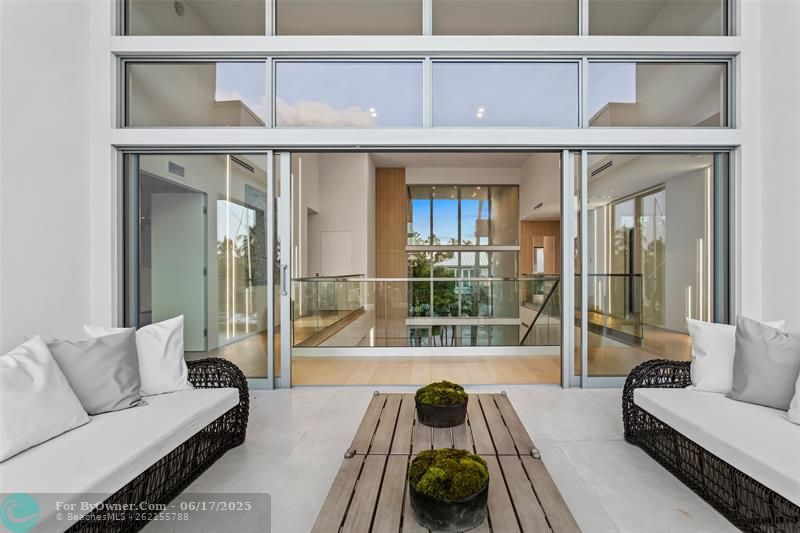 91 Fiesta Way, Fort Lauderdale, Florida image 20