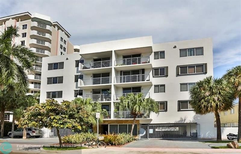 1605 Bay Rd #304, Miami Beach, Florida image 1