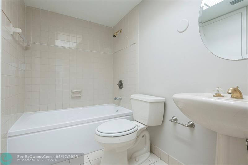 1401 NW 73rd, Plantation, Florida image 21
