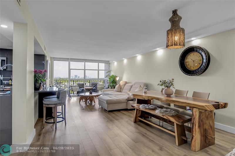 600 Parkview Dr #1029, Hallandale Beach, Florida image 4