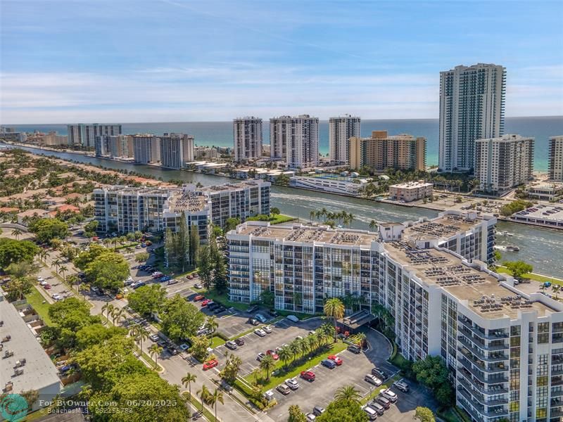 600 Parkview Dr #1029, Hallandale Beach, Florida image 35