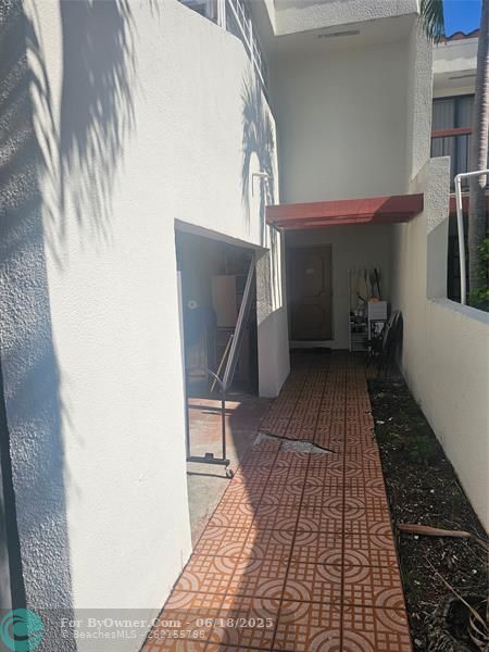 6599 Racquet Club Dr #142, Fort Lauderdale, Florida image 5