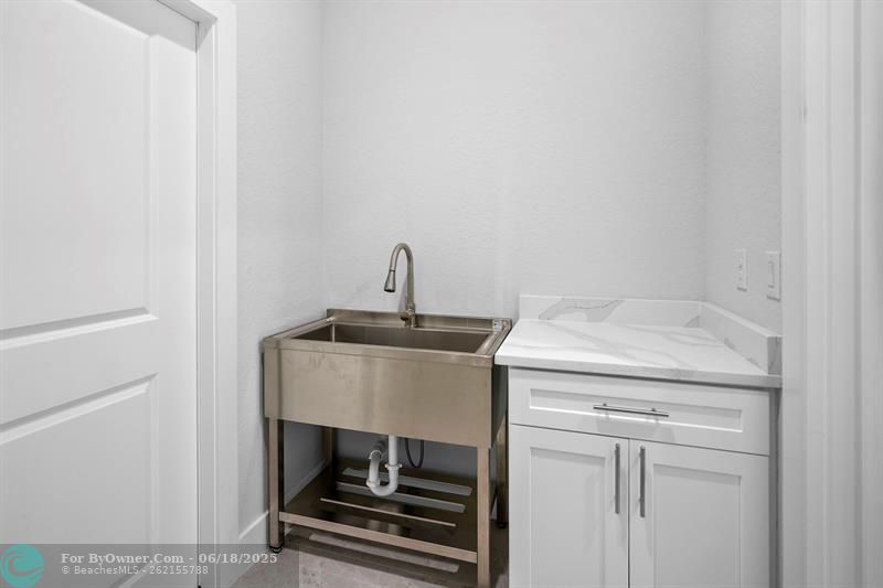 3182 Sorrel St, Port Charlotte, Florida image 32