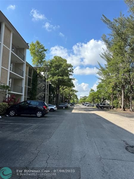 2998 NW 48th Ter #327, Lauderdale Lakes, Florida image 14