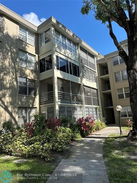 2998 NW 48th Ter #327, Lauderdale Lakes, Florida image 18