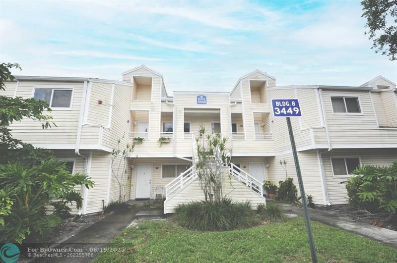 3449 NW 44th St #202, Lauderdale Lakes, Florida image 2