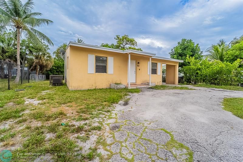 924 NW 11th Pl, Fort Lauderdale, Florida image 1