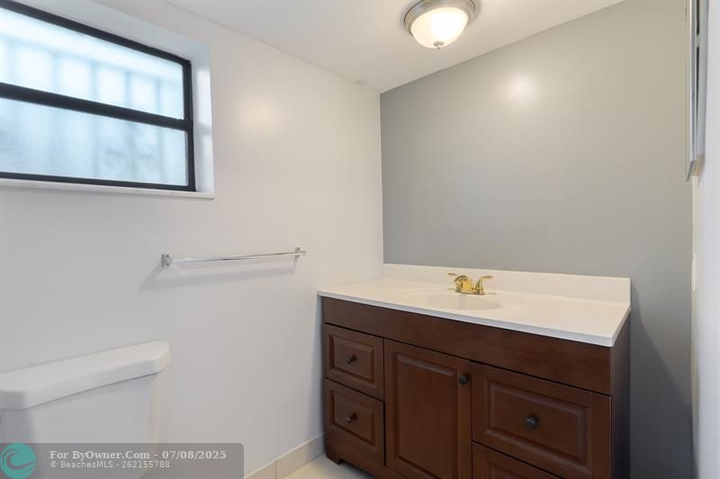 3690 NW 26th St, Lauderdale Lakes, Florida image 16