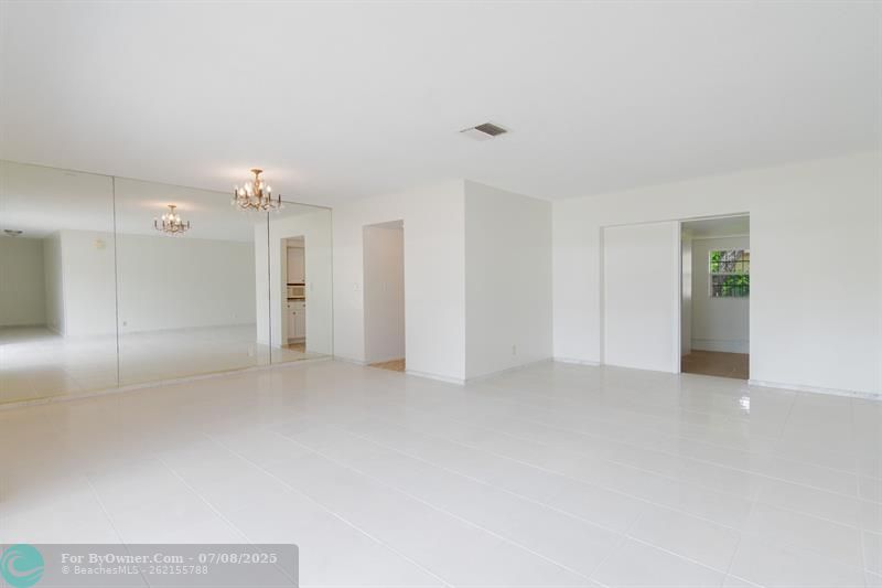 3690 NW 26th St, Lauderdale Lakes, Florida image 5