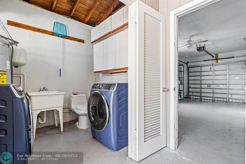 Utility/laundry room & garage