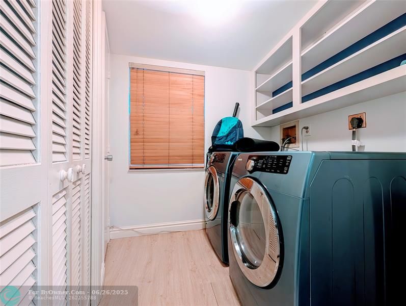 545 Oaks Ln #406, Pompano Beach, Florida image 1