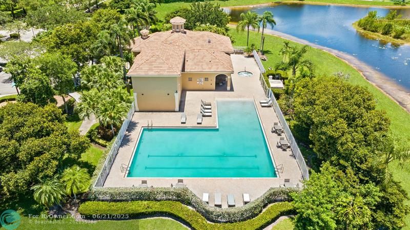6893 SW 194th Ave, Pembroke Pines, Florida image 37