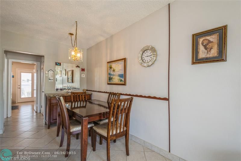 1050 SW 11th St #4, Hallandale Beach, Florida image 6