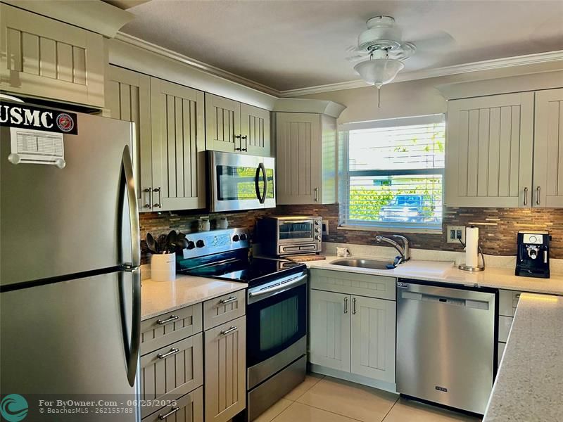 1445 SE 15 Ct #102, Deerfield Beach, Florida image 3
