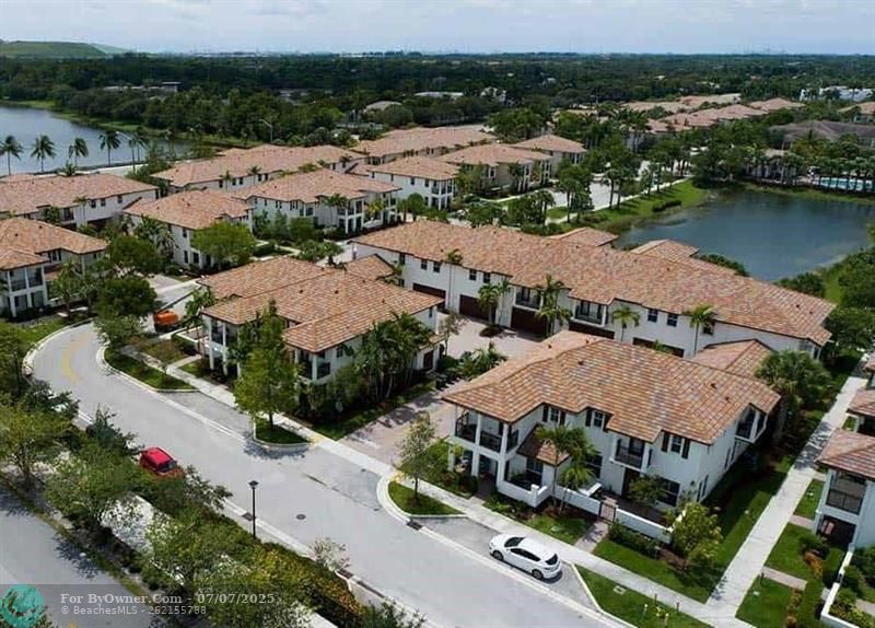 4766 Sierra Ln, Coconut Creek, Florida image 4