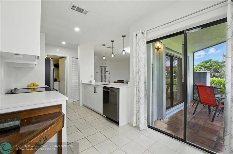 511 NW 36th Ave #511, Deerfield Beach, Florida image 7