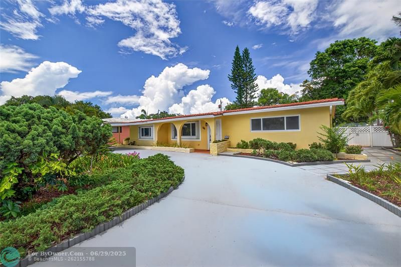 942 NE 25th Ave, Pompano Beach, Florida image 2