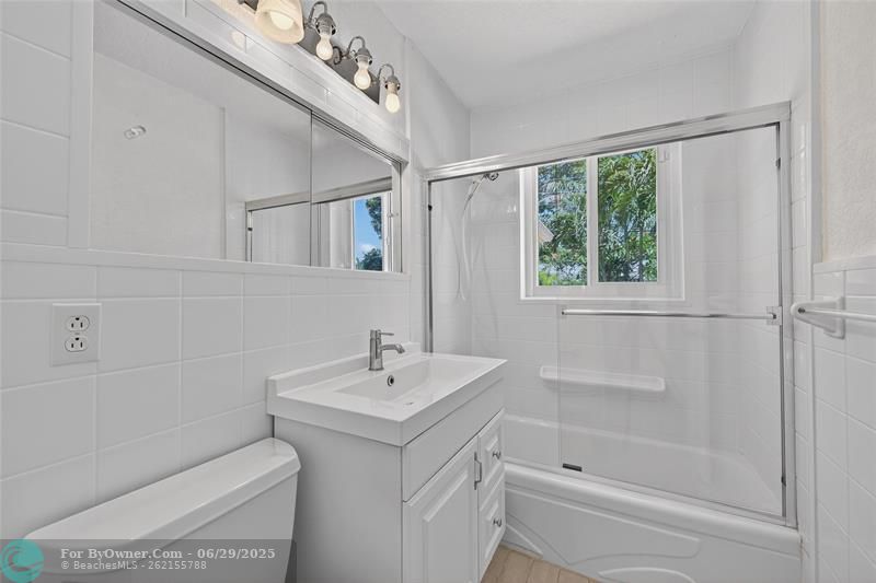 942 NE 25th Ave, Pompano Beach, Florida image 29
