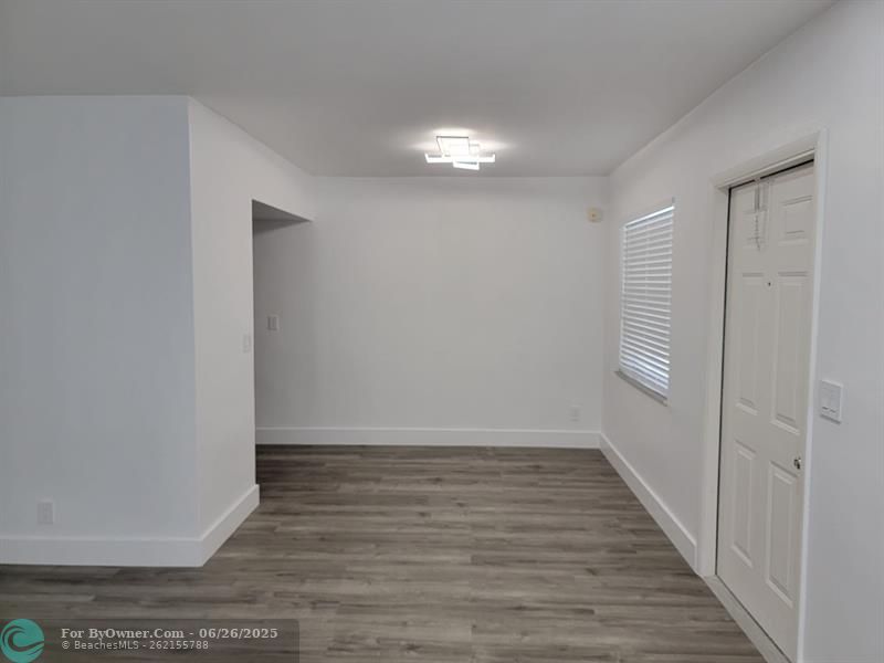 2100 Diana Dr #310, Hallandale Beach, Florida image 4