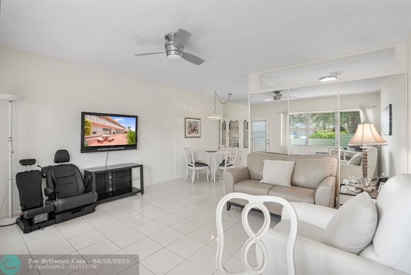 1015 SW 11th Ave #5K, Hallandale Beach, Florida image 12