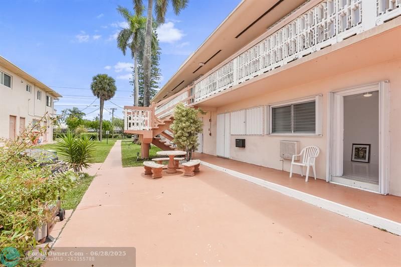 1015 SW 11th Ave #5K, Hallandale Beach, Florida image 22
