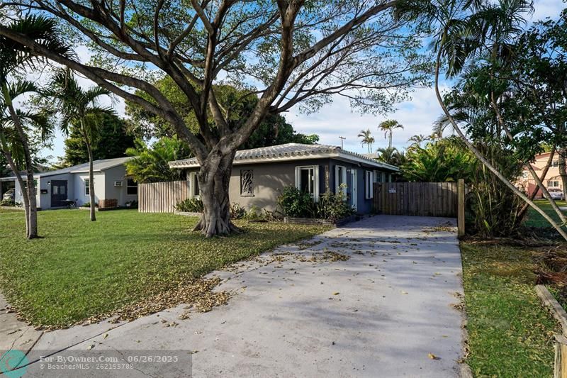 1955 Thomas St, Hollywood, Florida image 4