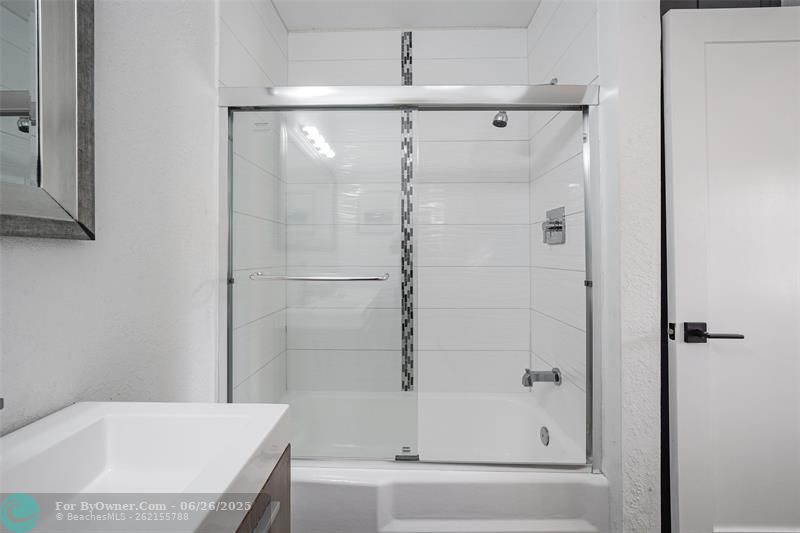 1955 Thomas St, Hollywood, Florida image 37