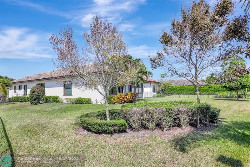 11790 Waterway Cir, Parkland, Florida image 41