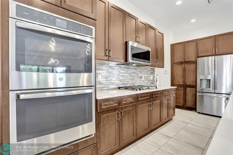 11790 Waterway Cir, Parkland, Florida image 9