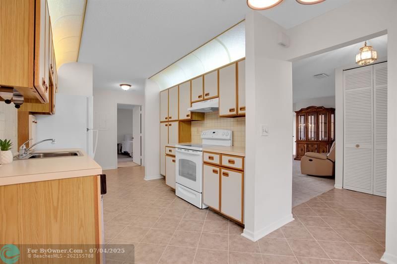ANOTHER VIEW OF THE KITCHEN
