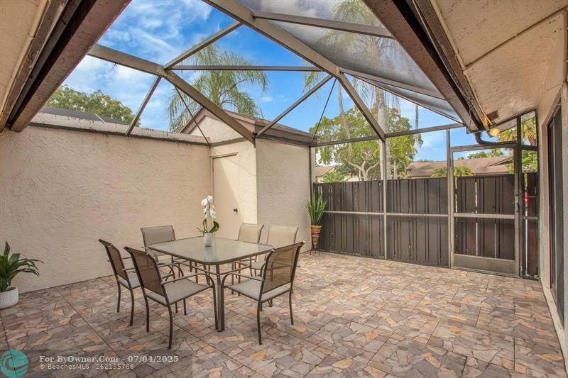 LARGE PRIVATE ATRIUM PATIO WITH STORAGE CLOSET