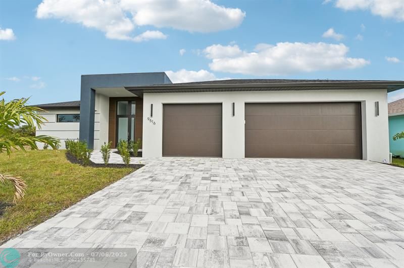 9516 President Circle, Port Charlotte, Florida image 3
