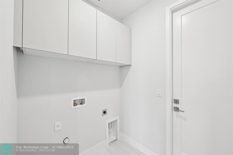 9516 President Circle, Port Charlotte, Florida image 29