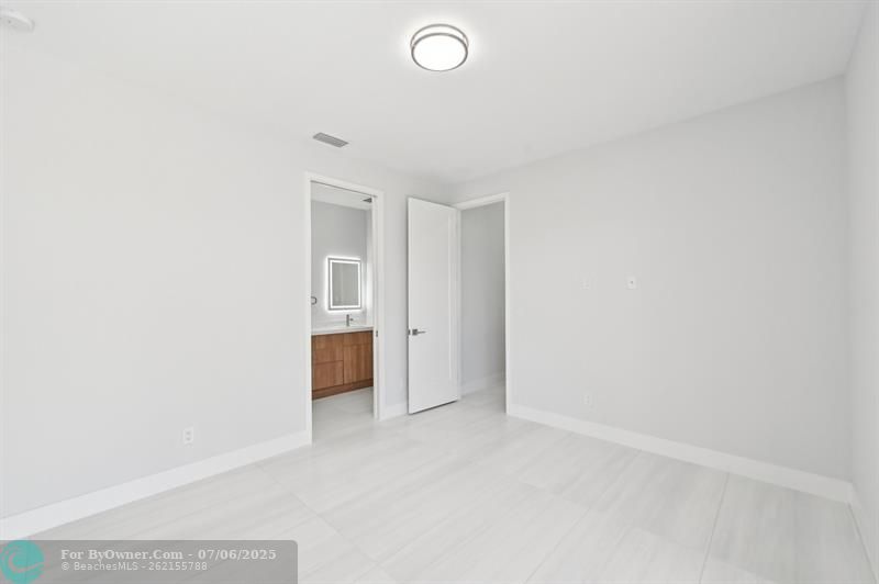9516 President Circle, Port Charlotte, Florida image 36