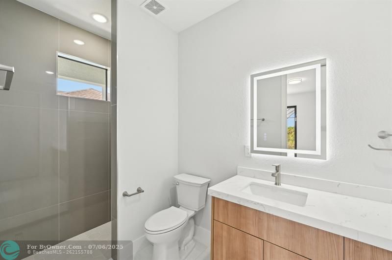 9516 President Circle, Port Charlotte, Florida image 38